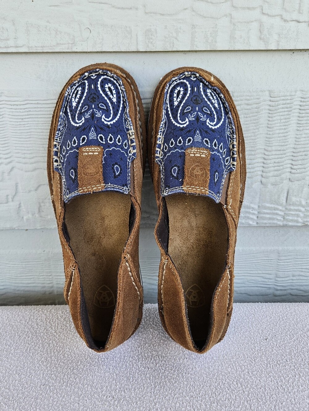 Ariat Cruiser Shoes Women 6.5B Suede Brown Blue Denim Paisley Slip-On Loafer - Picture 8 of 12
